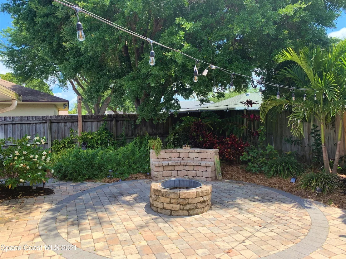 Photo of 843 Tiffany Place
