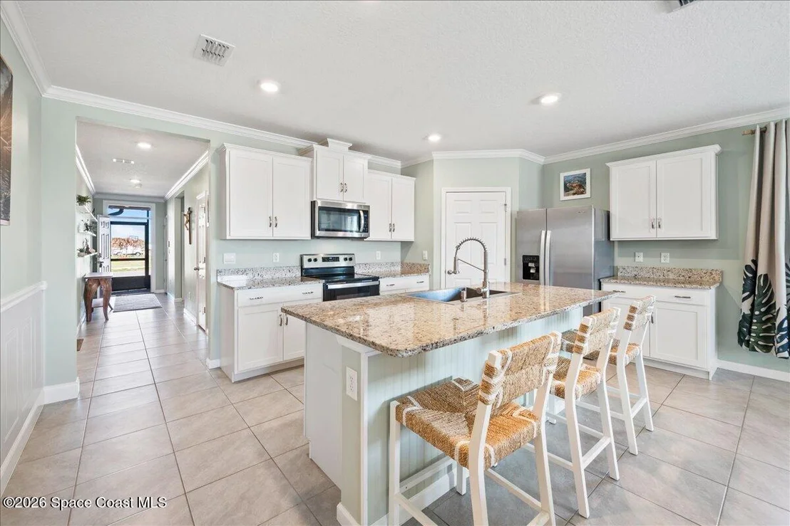 Photo of 7499 Tourmaline Drive