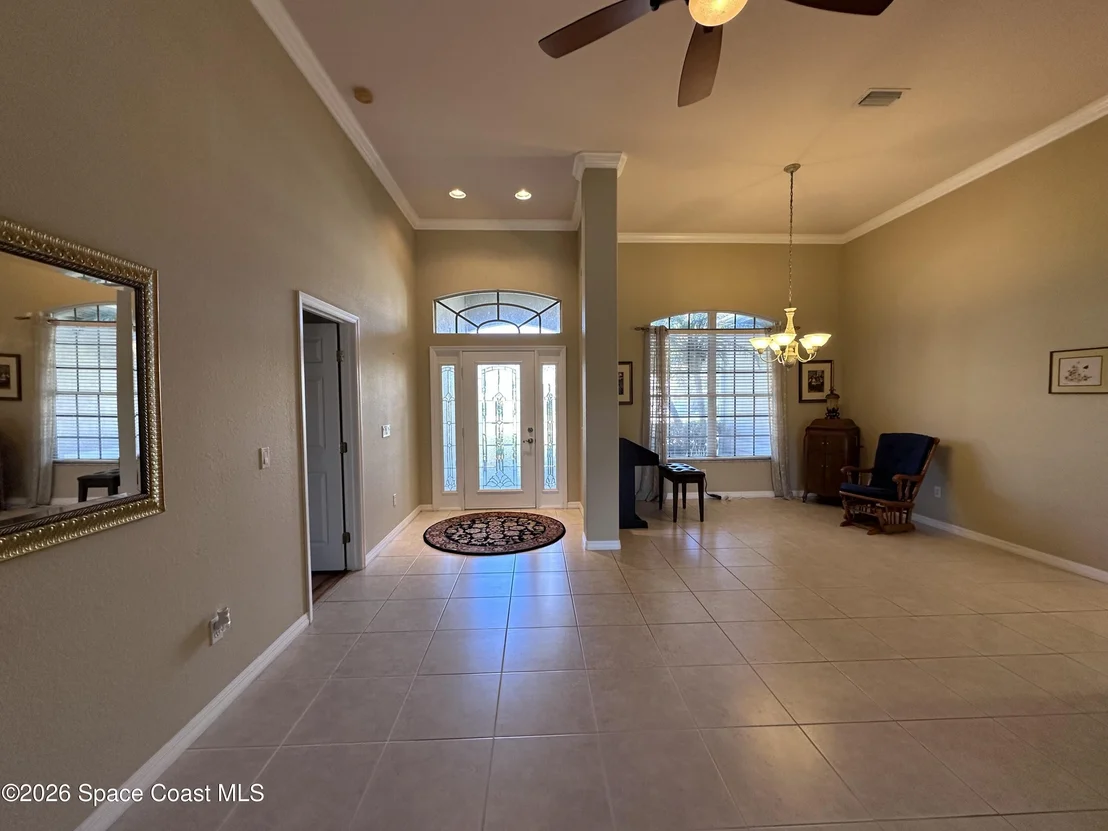 Photo of 883 Spring Oak Drive