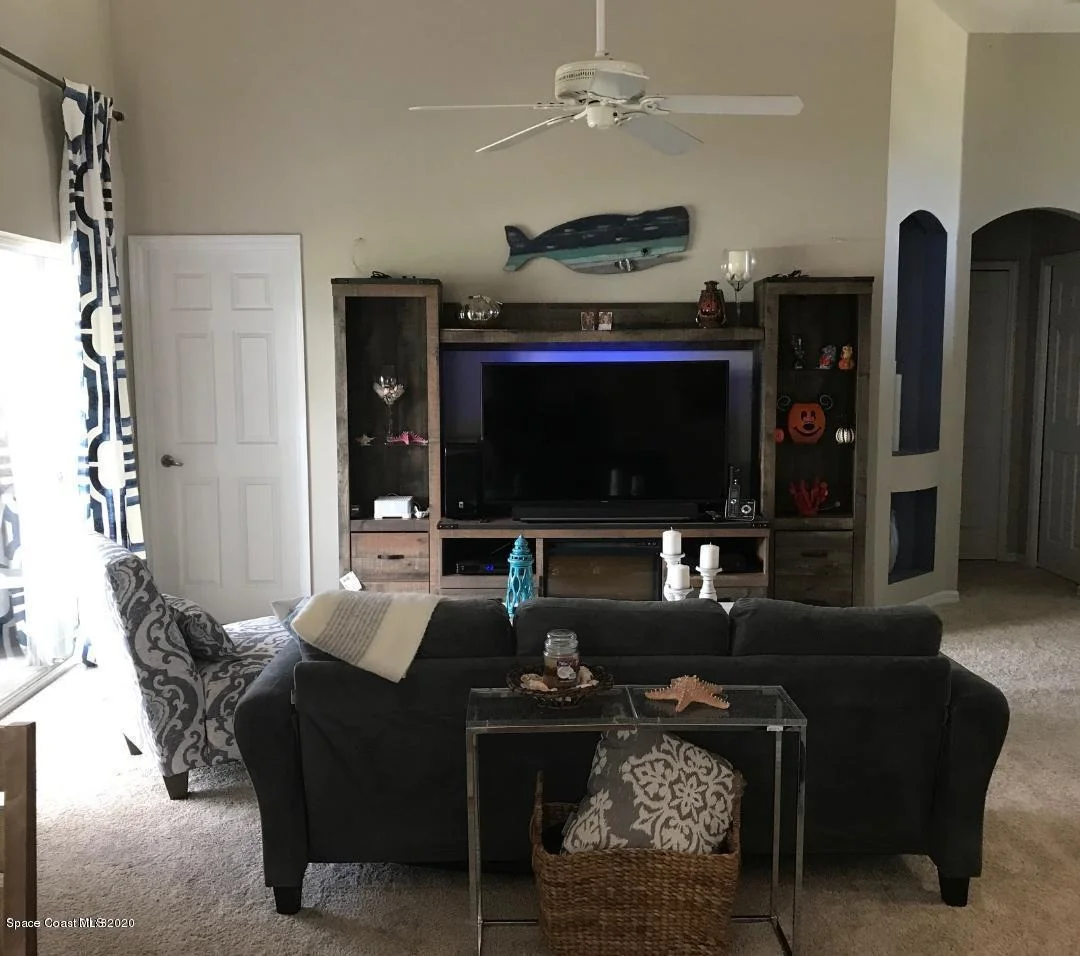 Photo of 2580 Addington Circle