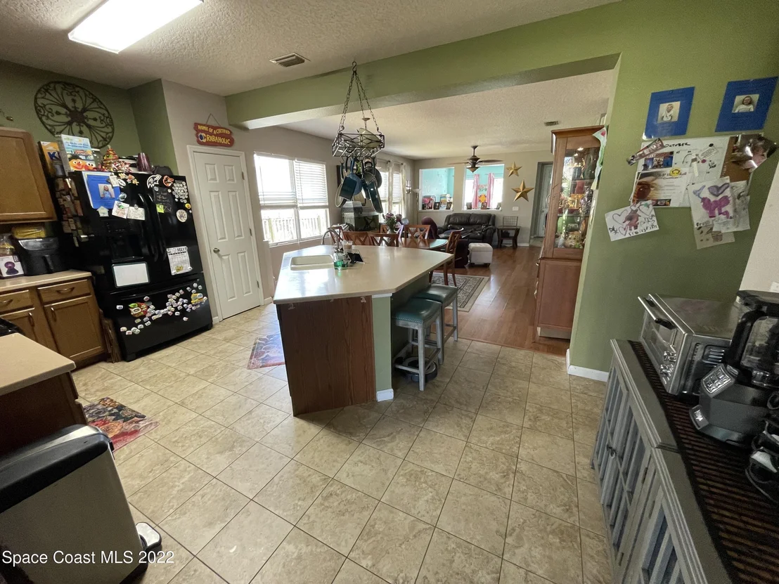 Photo of 985 Riviera Point Drive