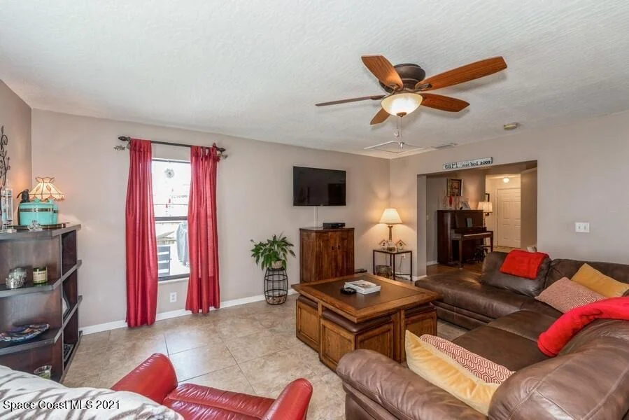 Photo of 811 Topaz Drive