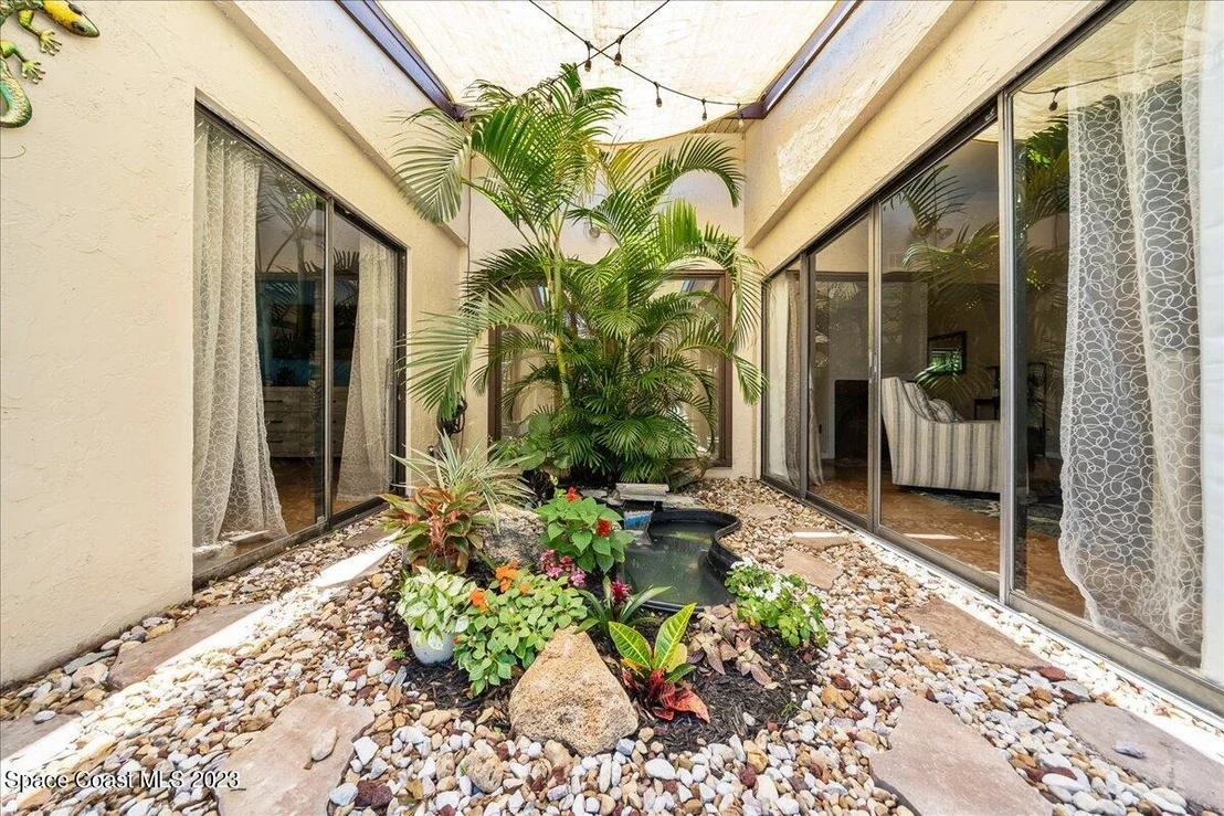 Photo of 250 Applewood Circle