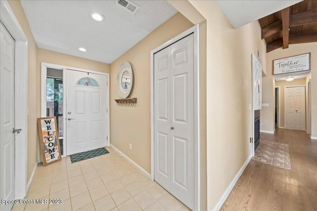 Photo of 250 Applewood Circle