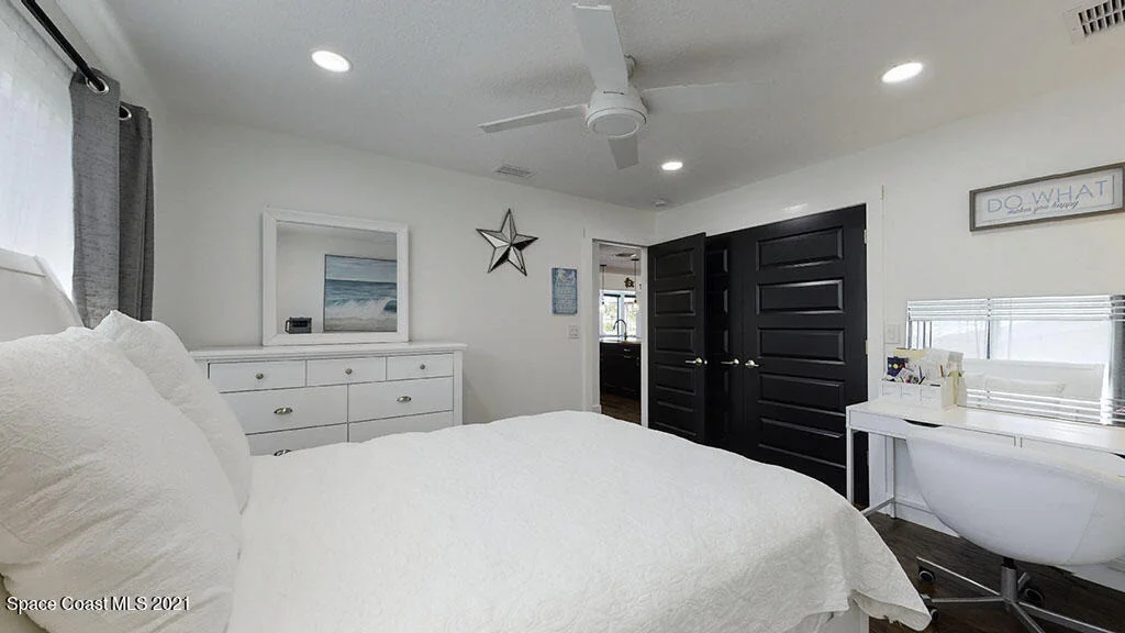 Photo of 424 Dorset Drive