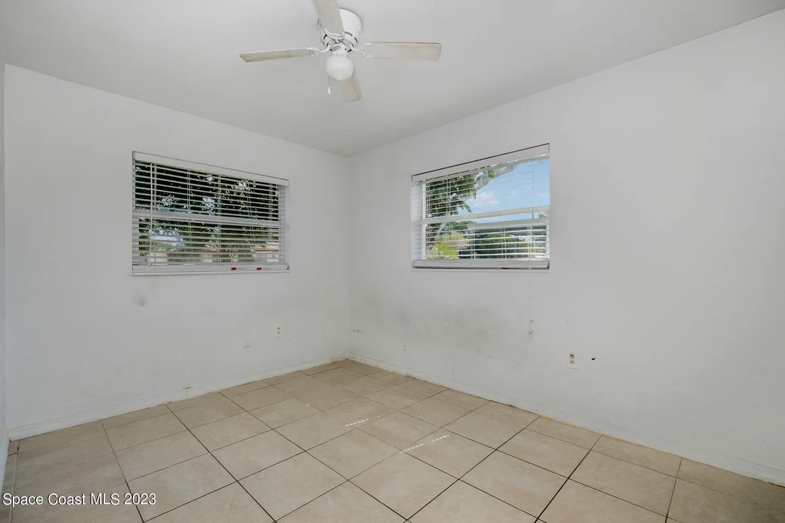 Photo of 2697 Locksley Road