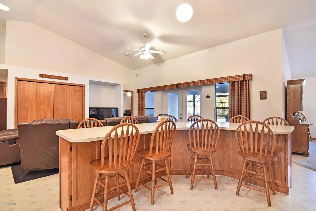 Photo of 5265 Pine Street