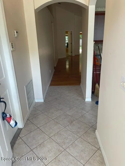 Photo of 991 Pine Creek Circle NE