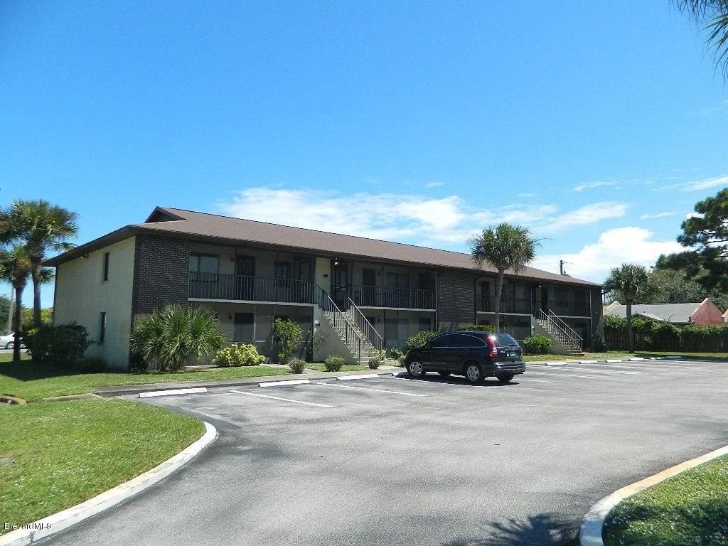 Photo of Unit 105 at 3213 Murrell Road