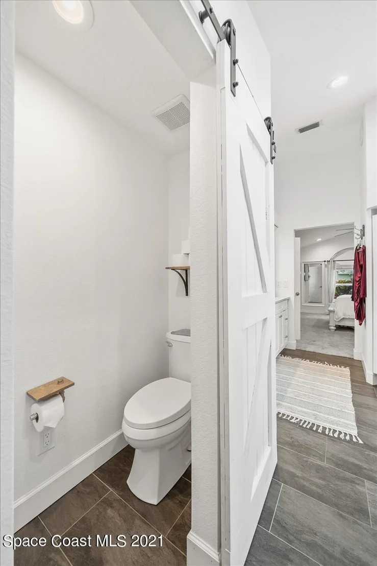 Photo of 1035 Jacaranda Circle
