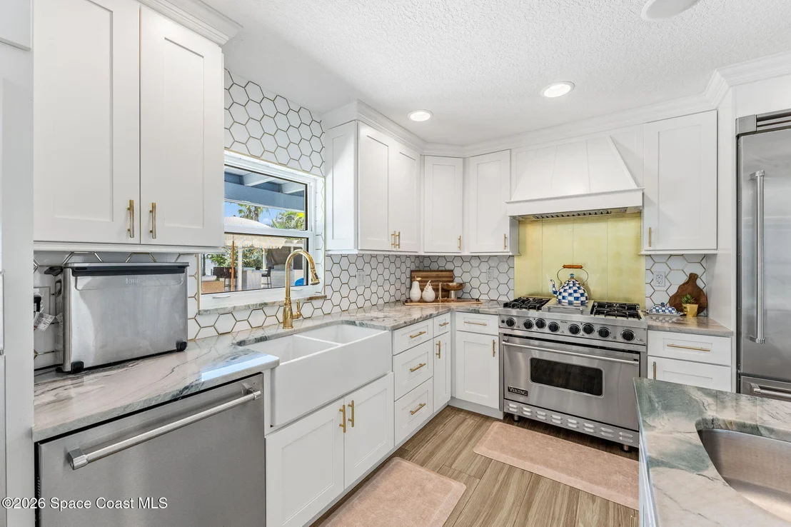 Photo of 417 Riverview Lane