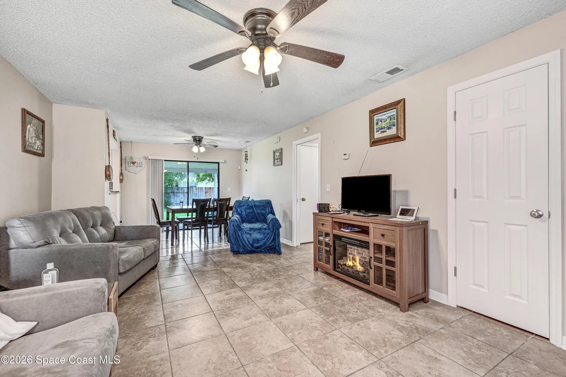 Photo of 2442 Dianne Drive