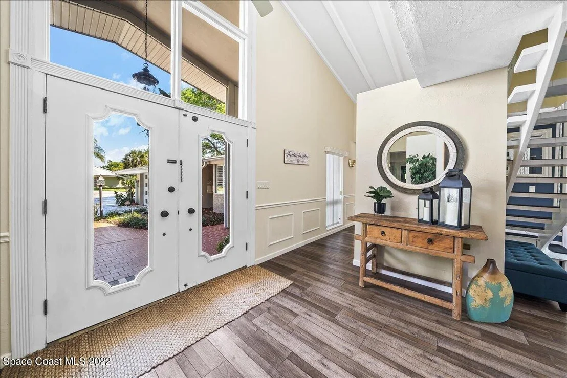 Photo of 311 Cocoa Avenue