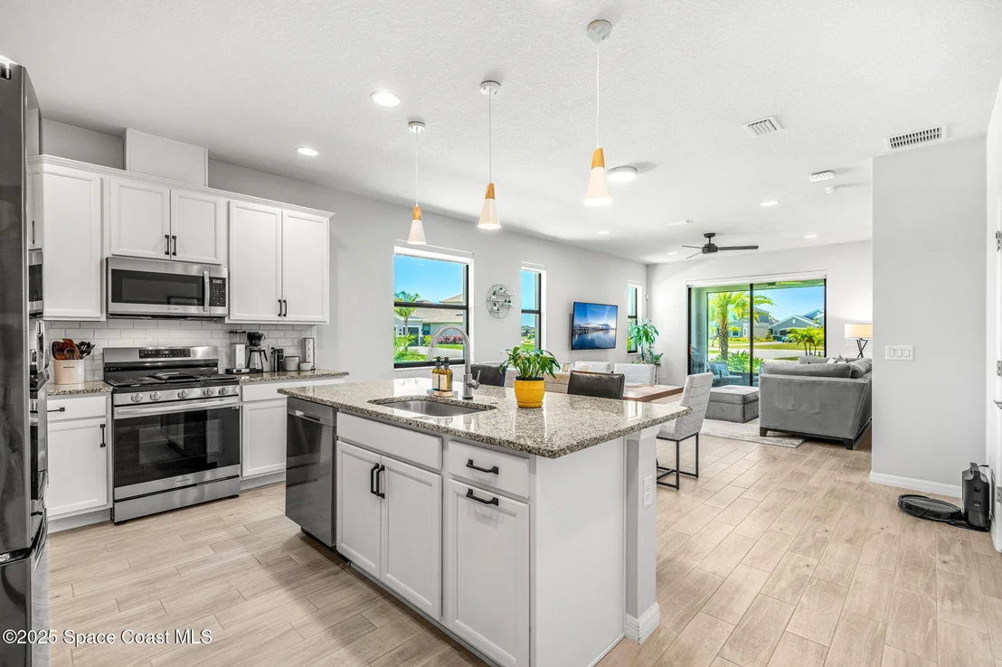 Photo of 3194 Blazing Star Drive