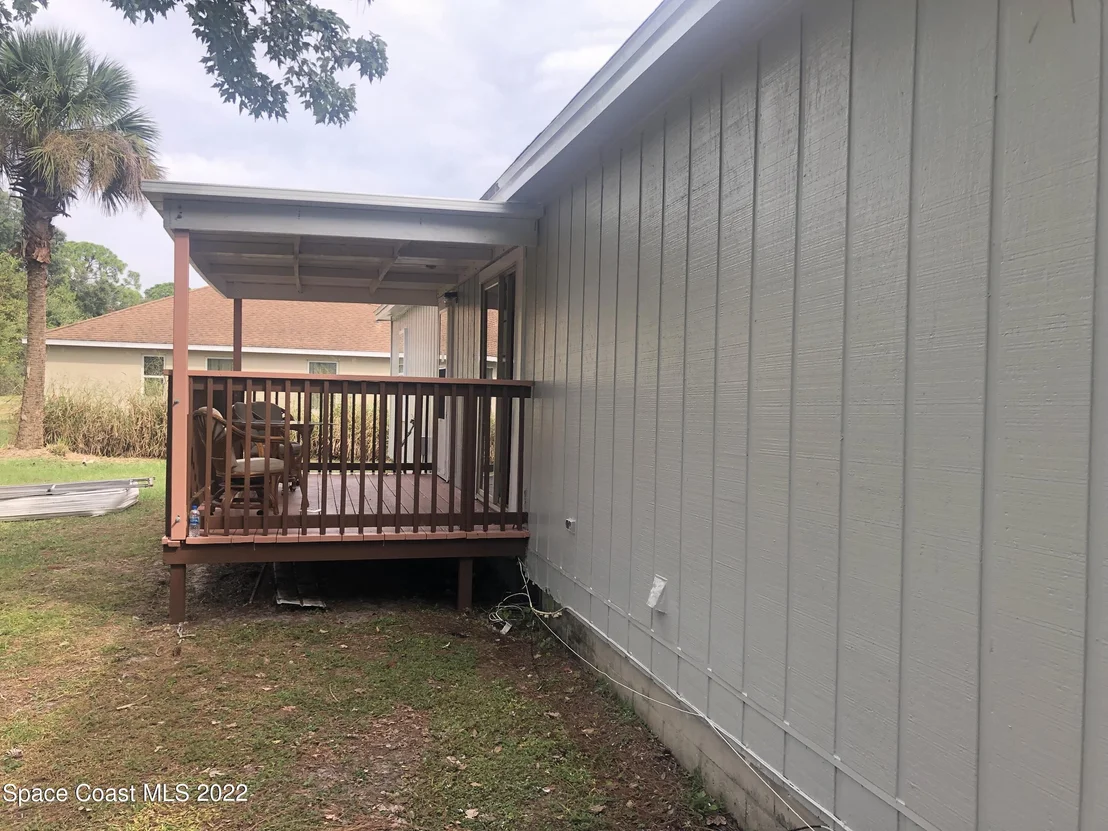 Photo of 5940 Acme Avenue
