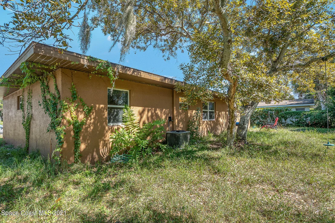 Photo of 19 Edgewood Drive