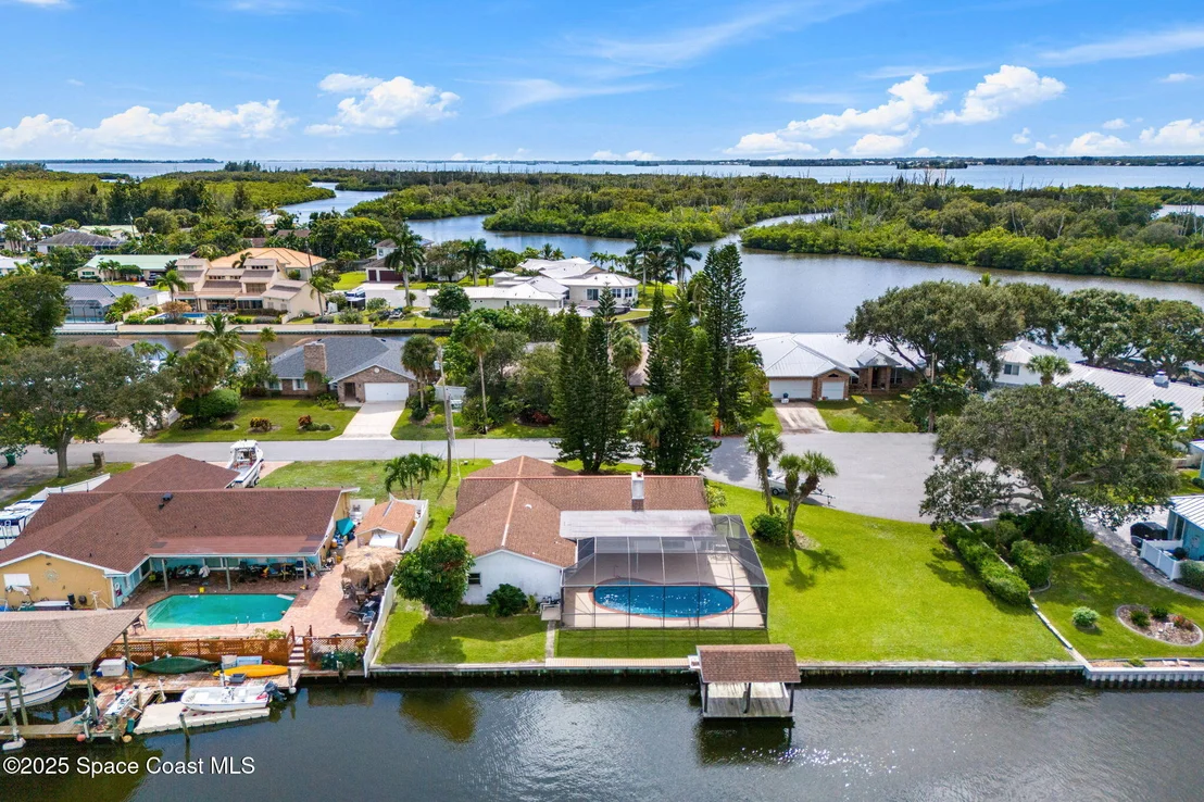Photo of 424 Arrowhead Lane