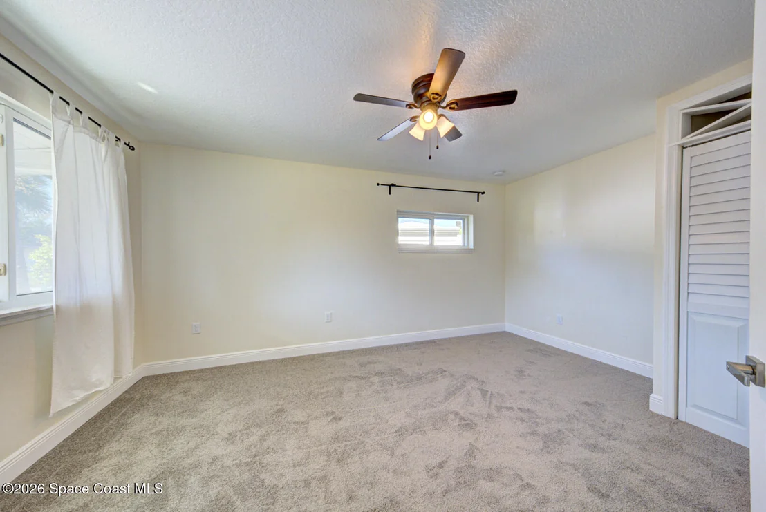 Photo of 452 Alice Drive