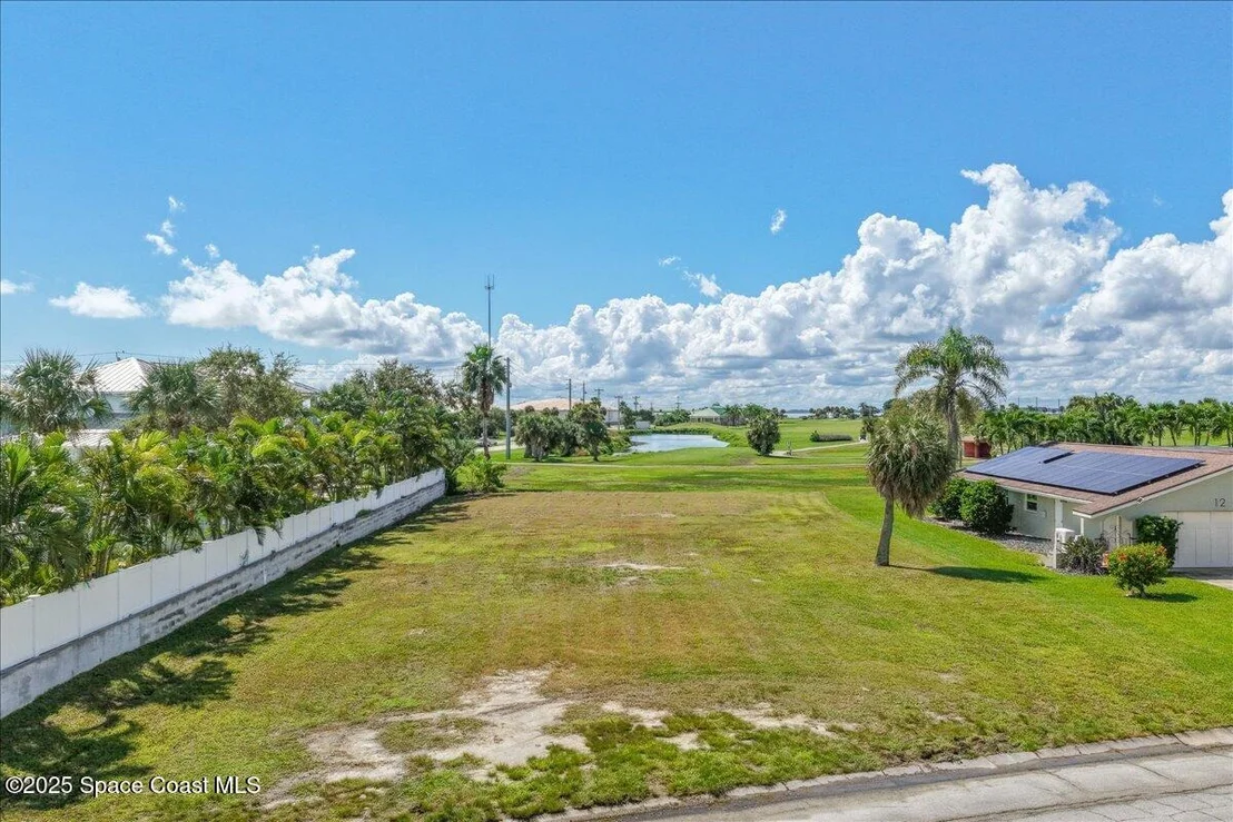 Photo of 10 Fairway Drive