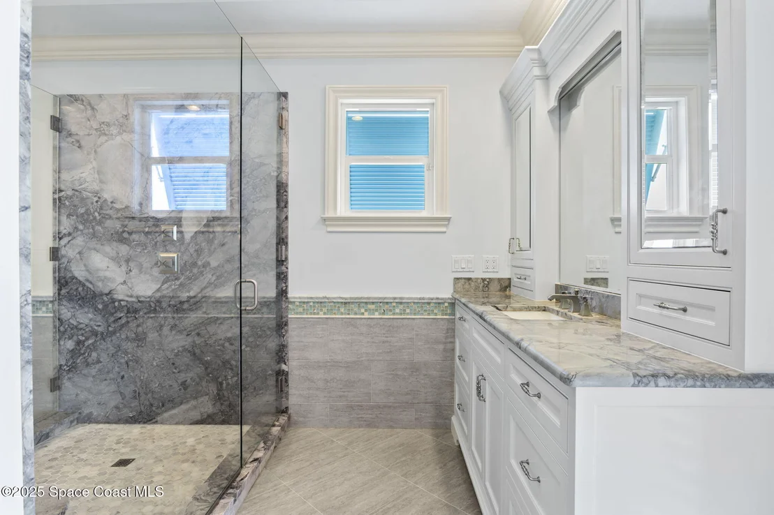 Photo of 2275 Genesea Lane