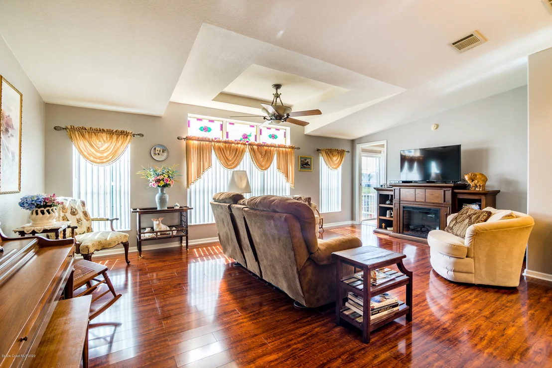Photo of 434 Outer Drive
