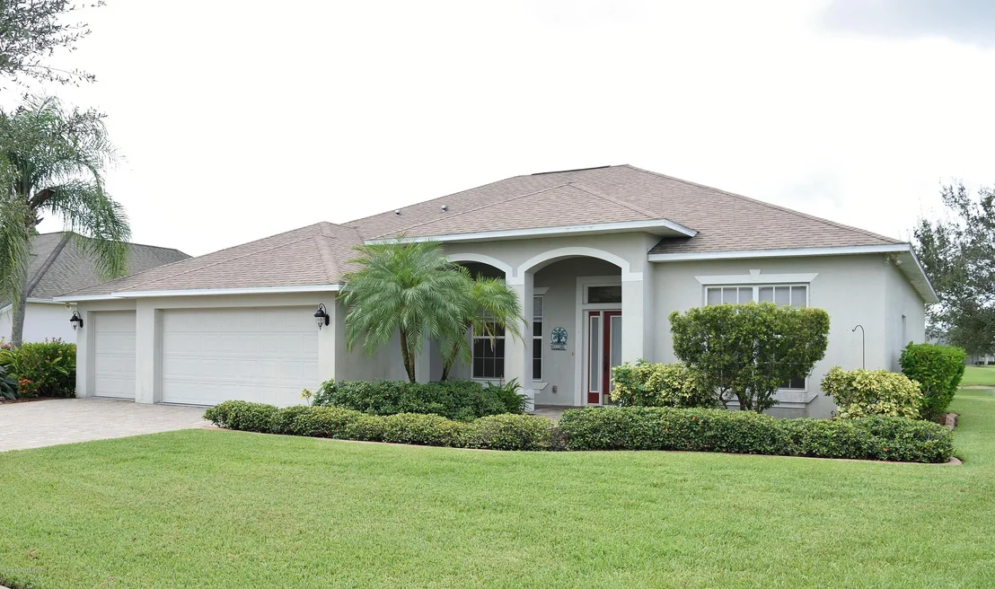 Photo of 131 Ridgemont Circle SE