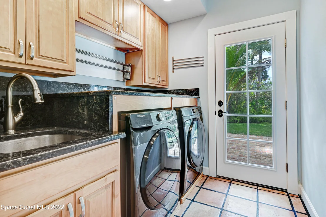 Photo of 155 Bayshore Drive