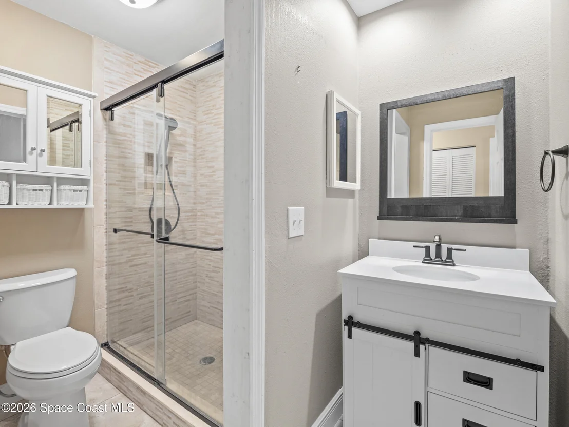 Photo of 956 Beechfern Lane