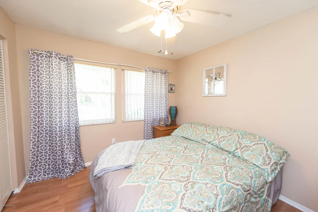 Photo of 785 Aragon Avenue NE