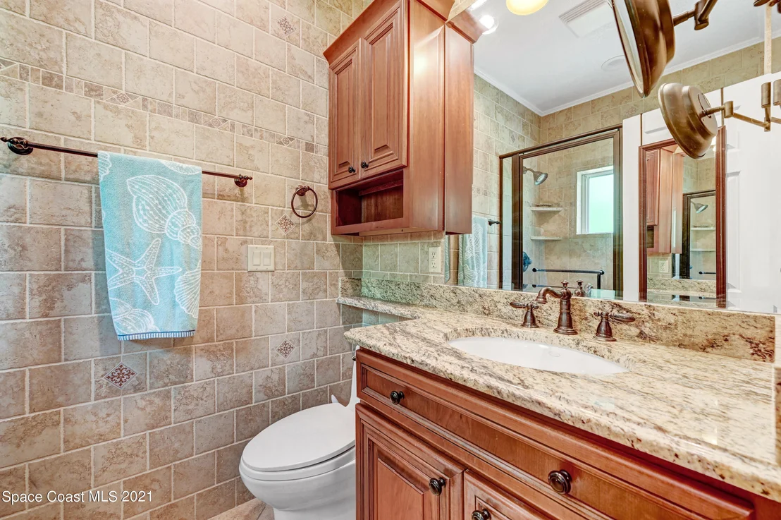 Photo of 600 N Riverside Drive