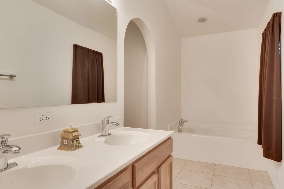 Photo of 2138 Maeve Circle