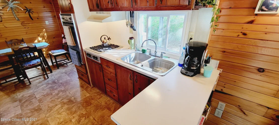 Photo of 6974 Ash Drive