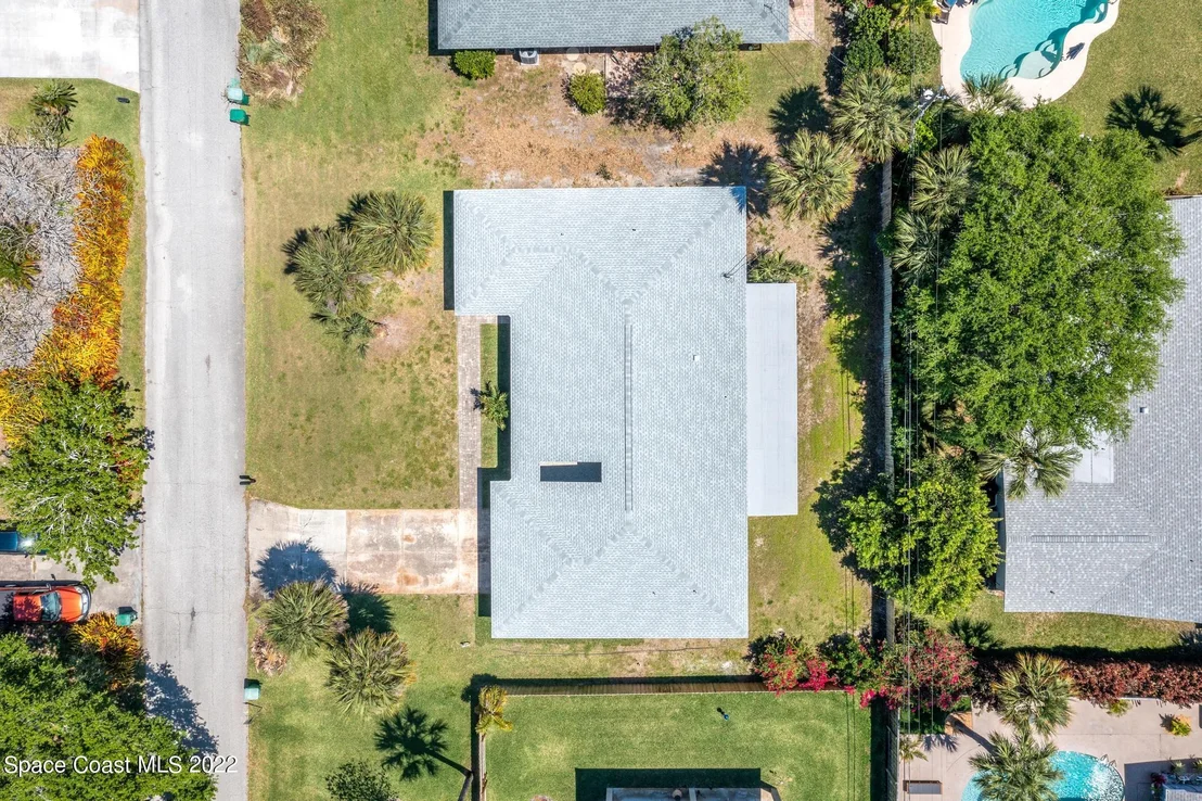 Photo of 335 1st Avenue