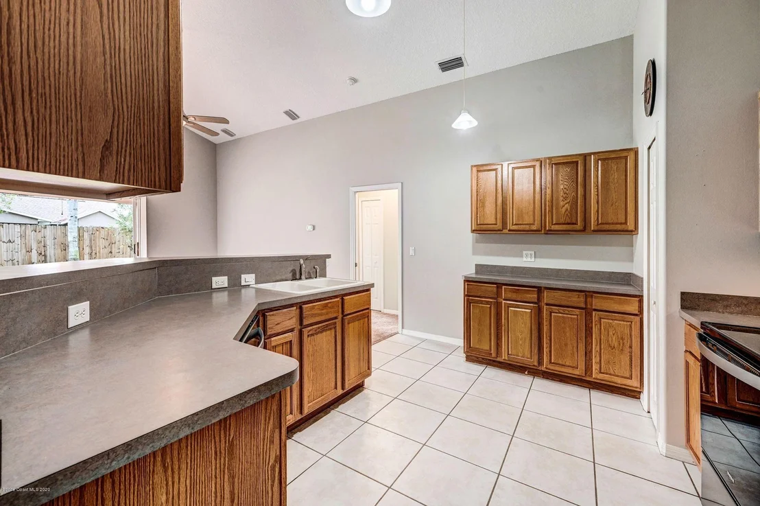 Photo of 965 Sabal Grove Drive