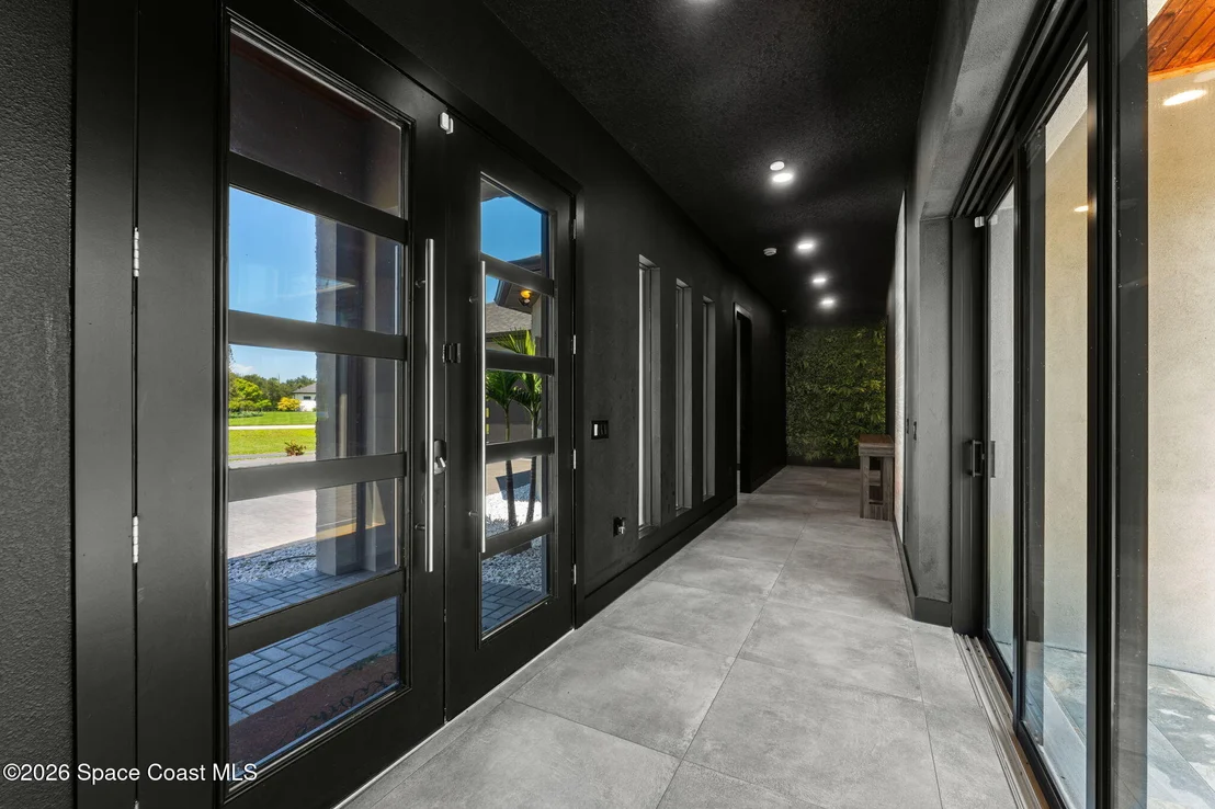 Photo of 2453 Westhorpe Drive