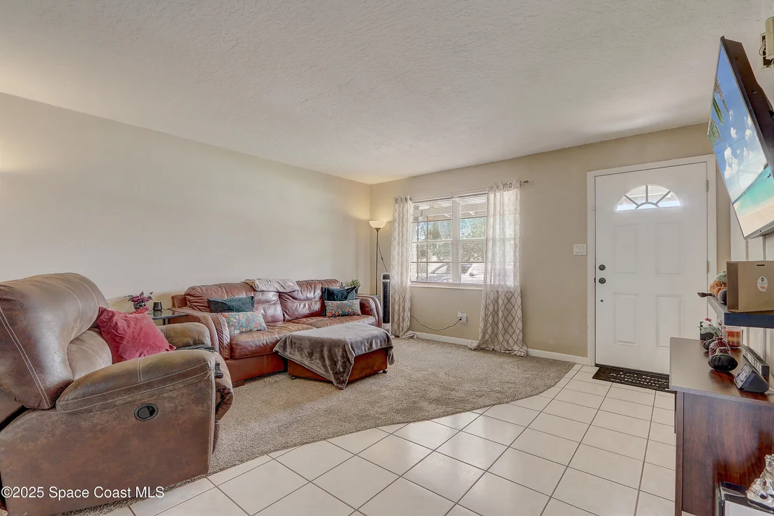 Photo of 1032 Bernice Road