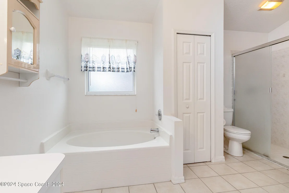 Photo of 2327 Hidden Pine Lane NE