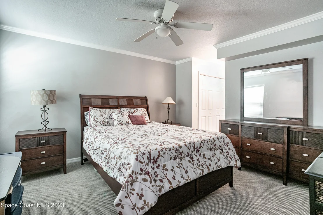 Photo of Unit 7 at 1475 Beechfern Drive