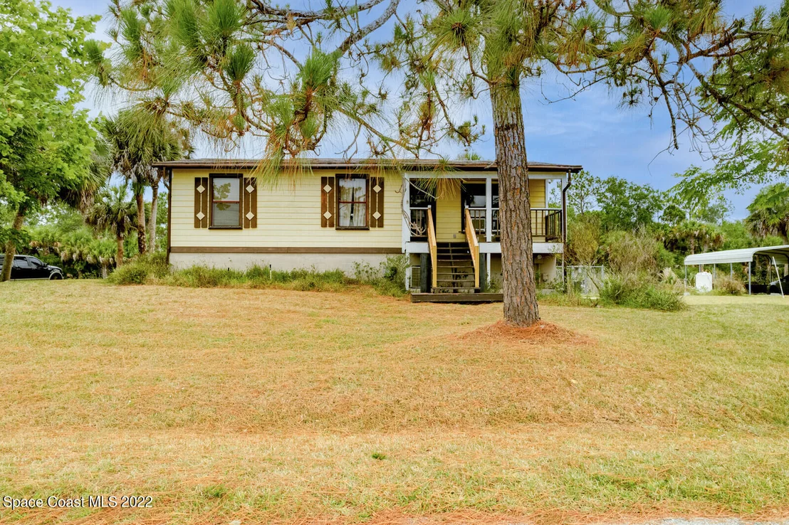 Photo of 5080 Evinrude Road