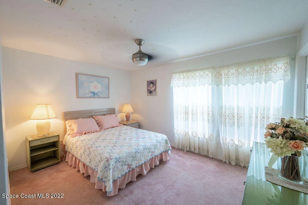 Photo of 1190 Meadowbrook Road NE