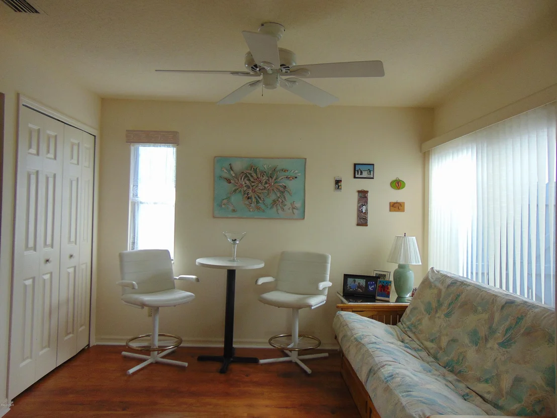 Photo of 1633 Independence Avenue