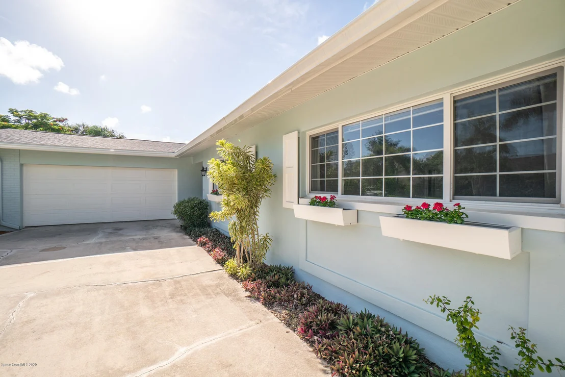 Photo of 461 Monaco Drive