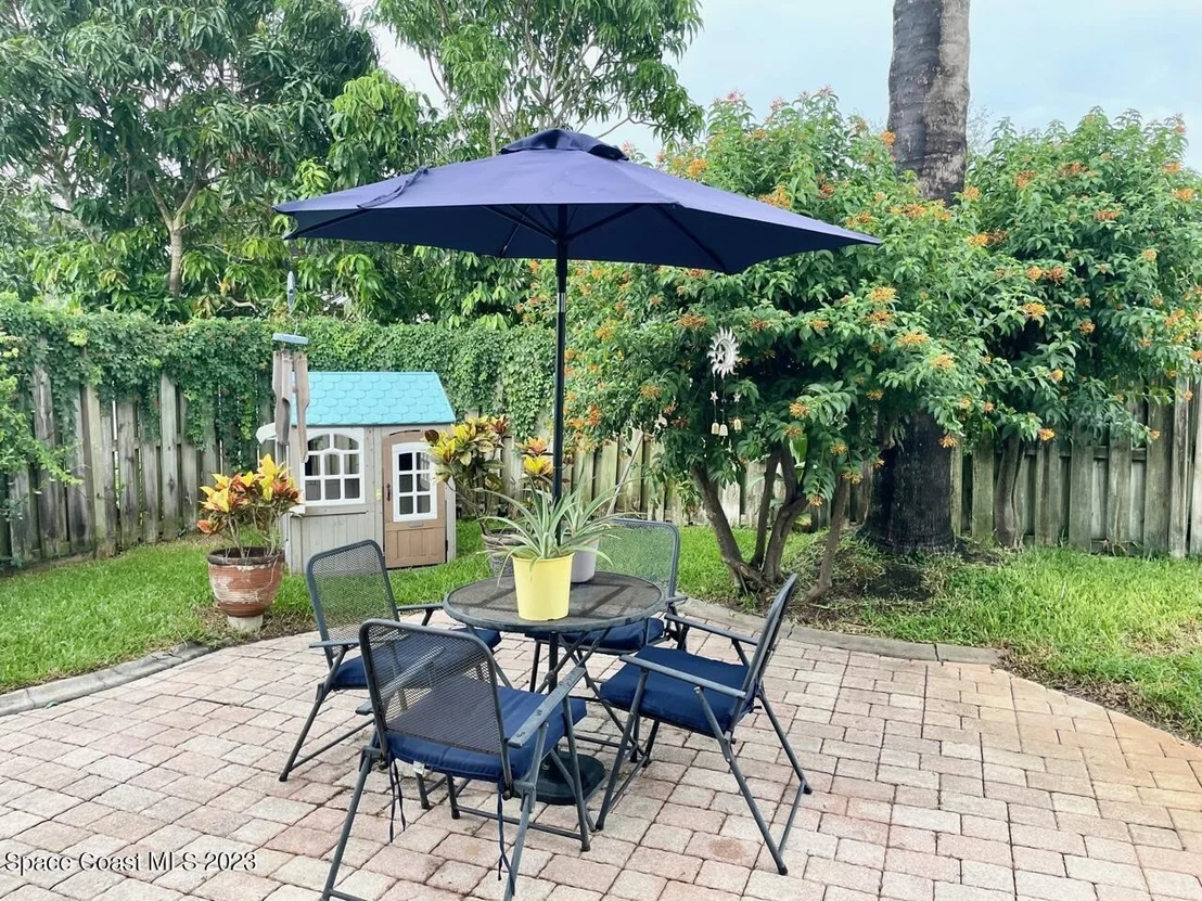 Photo of 8001 Bracken Lane