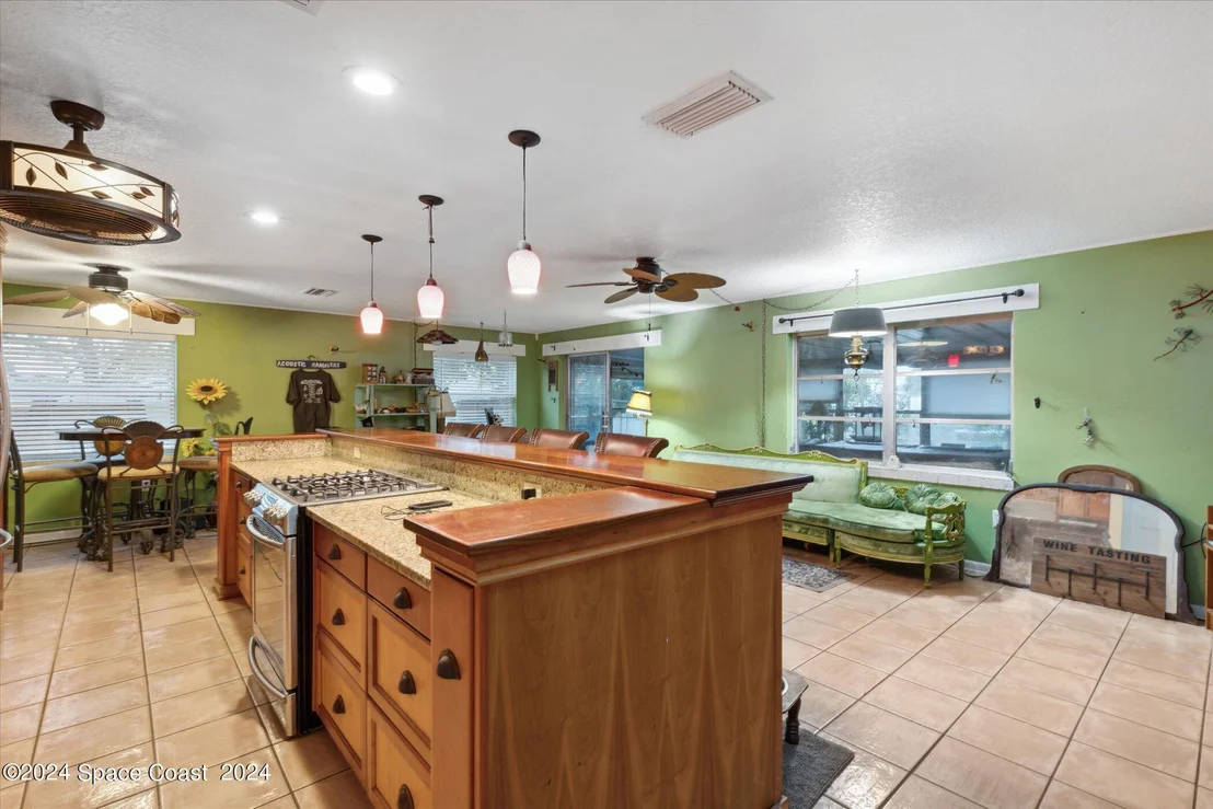 Photo of 363 Carmine Drive