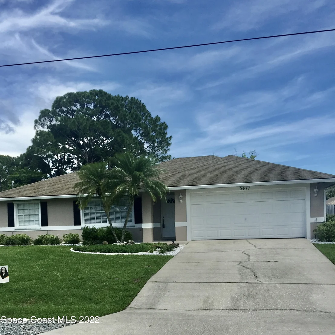 Photo of 5477 Holden Road