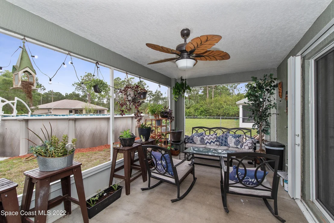 Photo of 816 Tedder Road SE