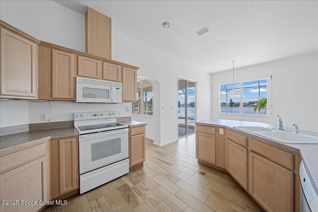 Photo of 5790 Sheffield Place