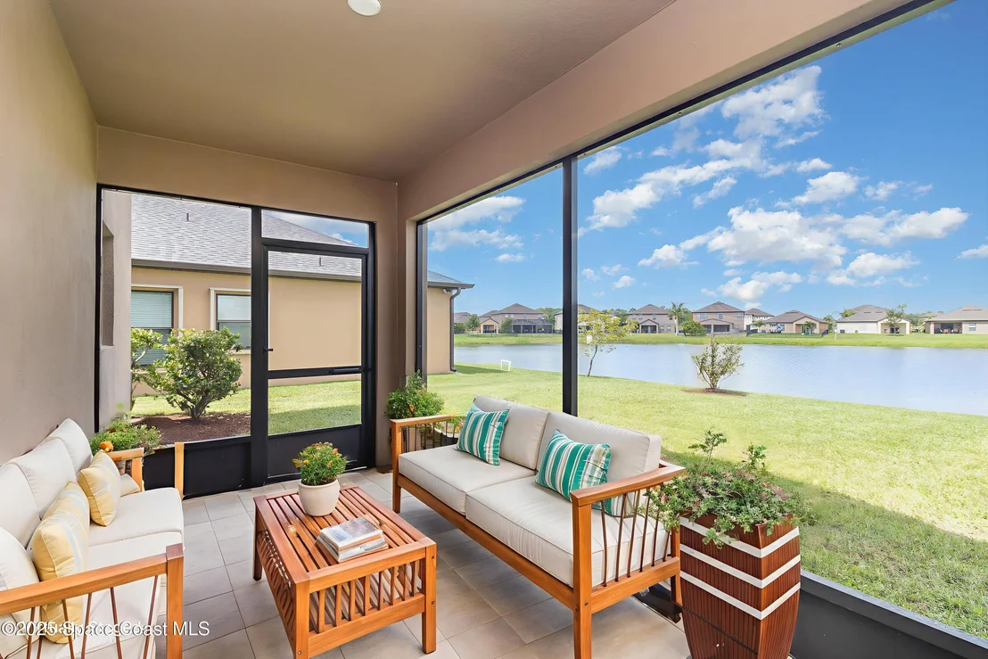 Photo of 889 Fiddleleaf Circle