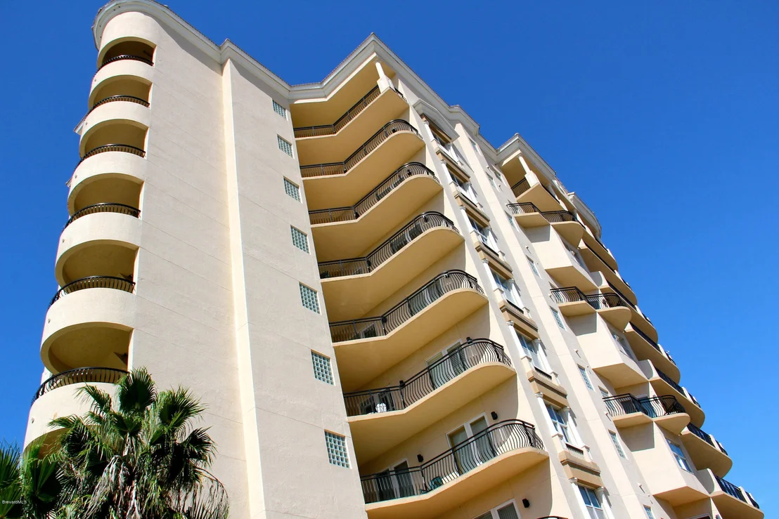Photo of Unit 701 at 21 Riverside Drive