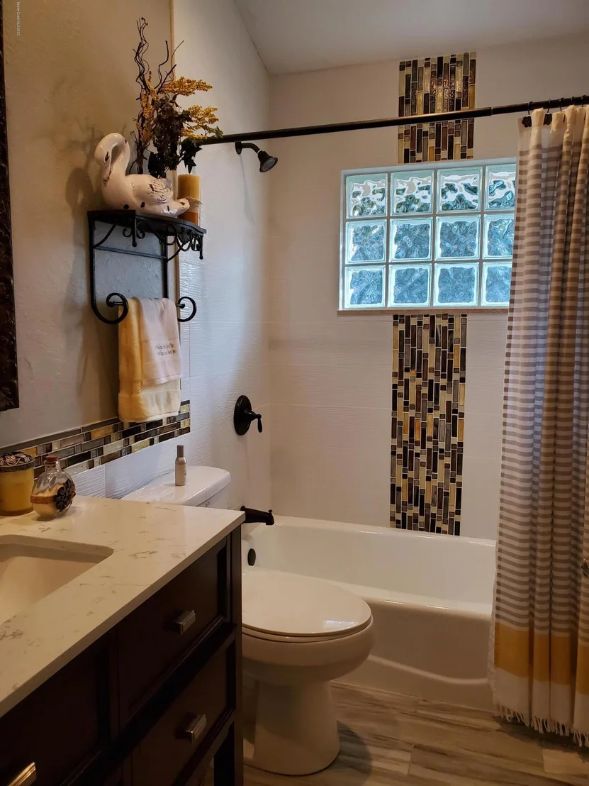 Photo of 1660 James Circle